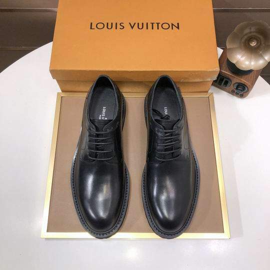 Picture of Louis Vuitton Shoes _SKULVsz38-45hnh030213993